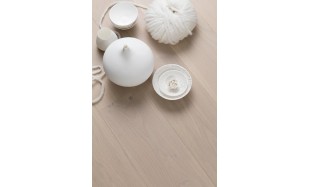 Trisluoksnė parketlentė Boen Castle Live Pure Ąžuolas Warm Cotton 209 MM PEGV43FD