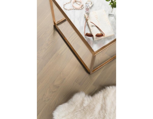 Trisluoksnė parketlentė Boen Longstrip Live Pure Ąžuolas Warm Cotton Finale PEGLT3VD
