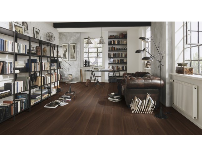 Vinilo danga Wineo 800 Wood XL Riešutas Bergamo Dark 2.5 MM
