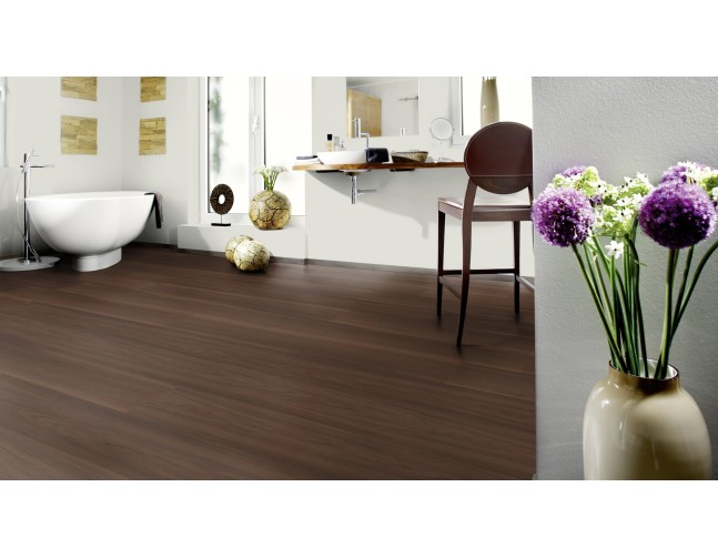 Vinilo danga Wineo 800 Wood XL Riešutas Bergamo Dark 2.5 MM