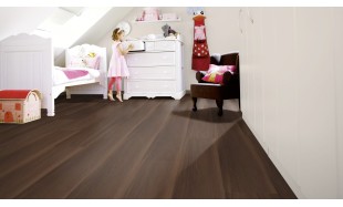 Vinilo danga Wineo 800 Wood XL Riešutas Bergamo Dark 2.5 MM