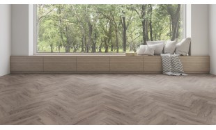 Akcija! Laminuotos grindys Kaindl Maestro Herringbone 8.0 Ąžuolas Raby