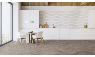 Akcija! Laminuotos grindys Kaindl Maestro Herringbone 8.0 Ąžuolas Raby