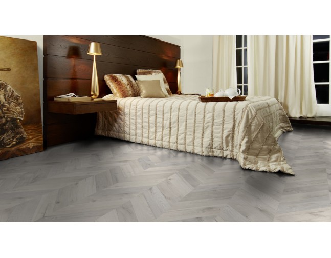 LIKUČIO IŠPARDAVIMAS Laminuotos grindys Kaindl Natural Touch Wide Plank 8.0 Fishbone Ąžuolas Alnwig