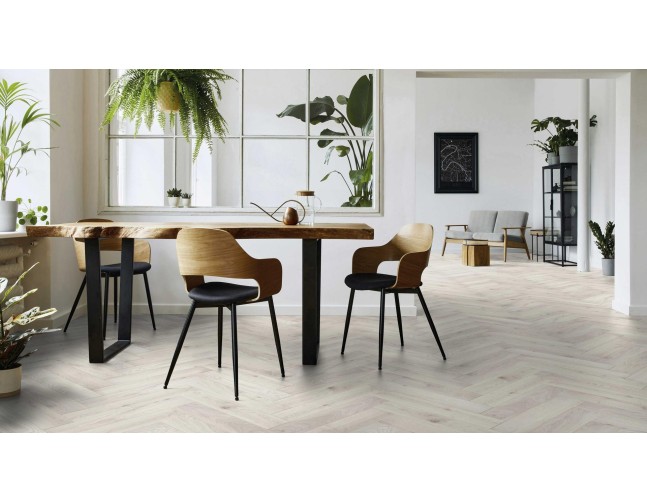 Akcija! Laminuotos grindys Kaindl Masterfloor Maestro Herringbone 8.0 Ąžuolas Alnwick