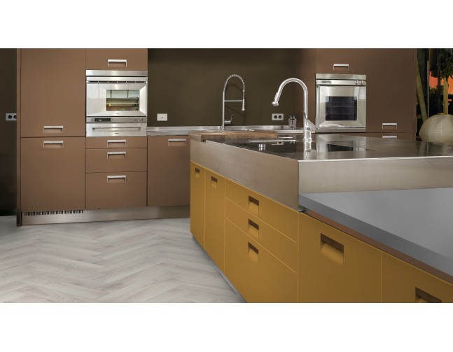 Akcija! Laminuotos grindys Kaindl Masterfloor Maestro Herringbone 8.0 Ąžuolas Alnwick