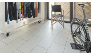 Laminuotos grindys Kaindl Classic Touch Tile 8.0 Slate Lunas